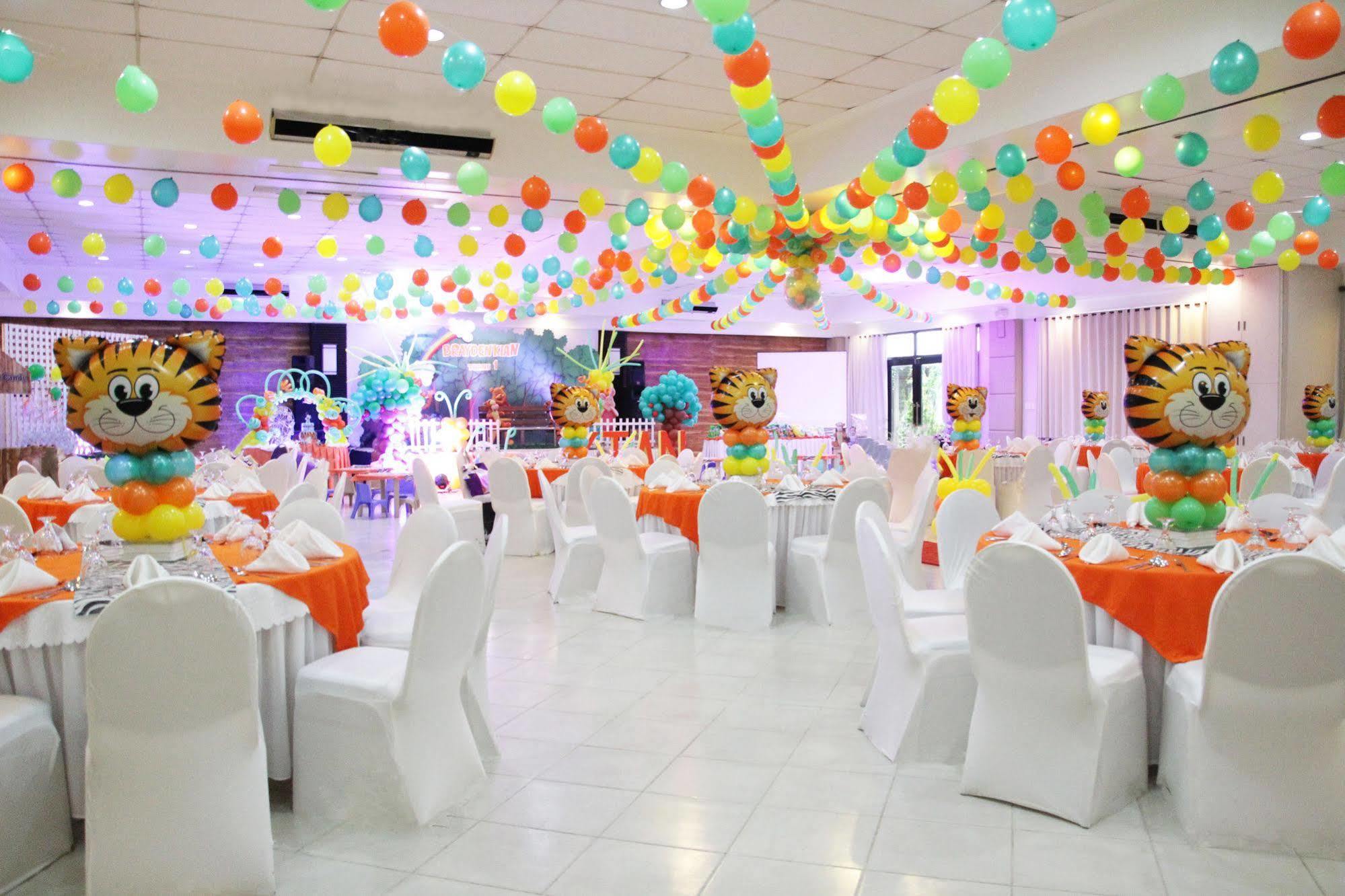Batangas Country Club Otel Dış mekan fotoğraf